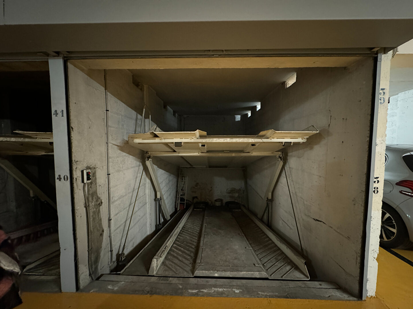 Photo Emplacement parking à vendre - Rue Guillaume Tell image 2/2