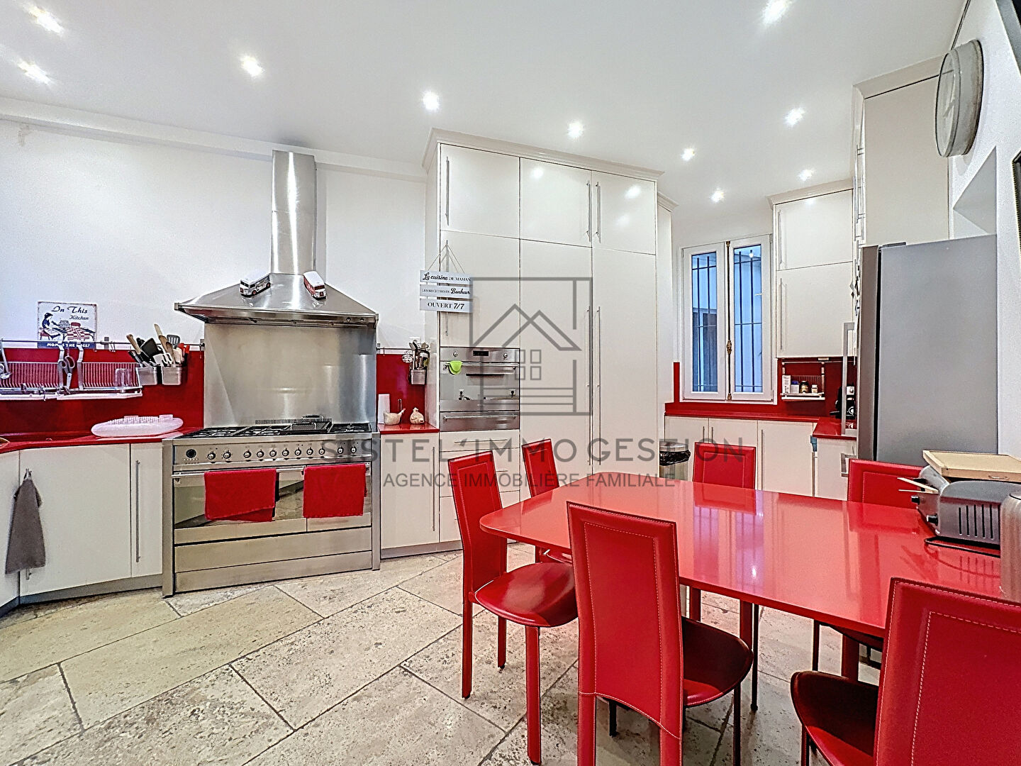 Photo Paris 10e - Boulevard de Magenta / Rue de Nancy  Appartement familial de 137,62 m² image 4/6