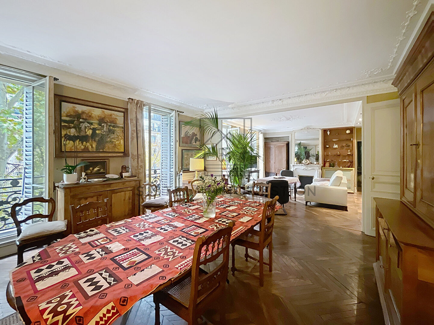 Photo Appartement  haussmannien 5 pièces  Bd de Magenta / Rue du Faubourg St Martin - Paris 10ème image 2/6