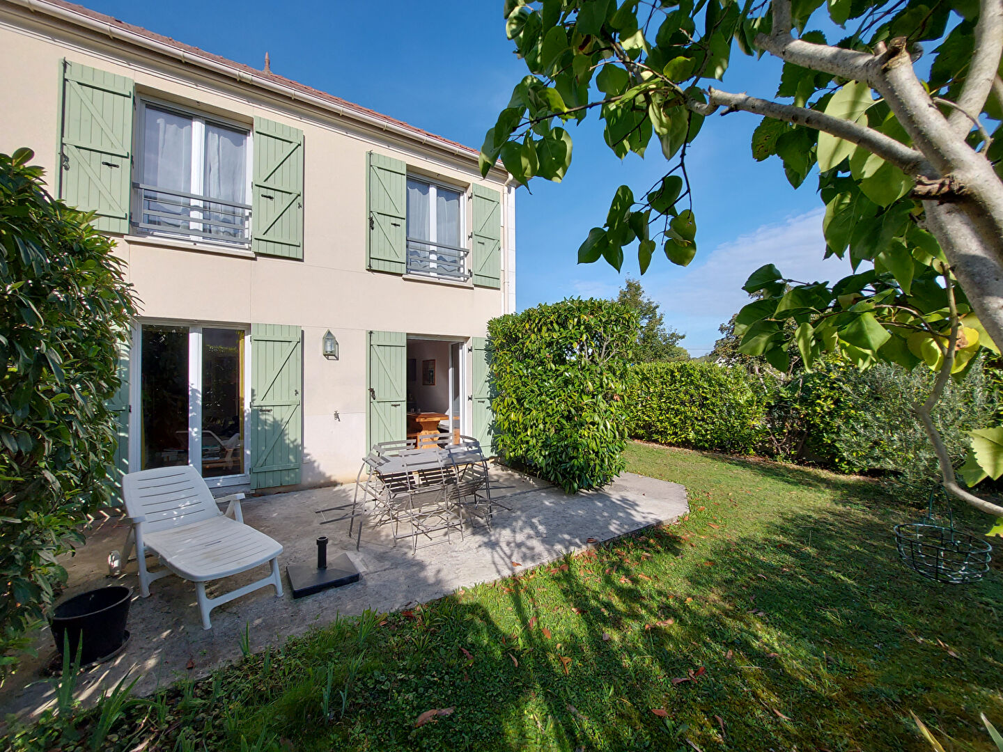Maison 5 pièces de 114,43 m2 au sol  ( 96,26 m2 Loi Carrez) - Meaux