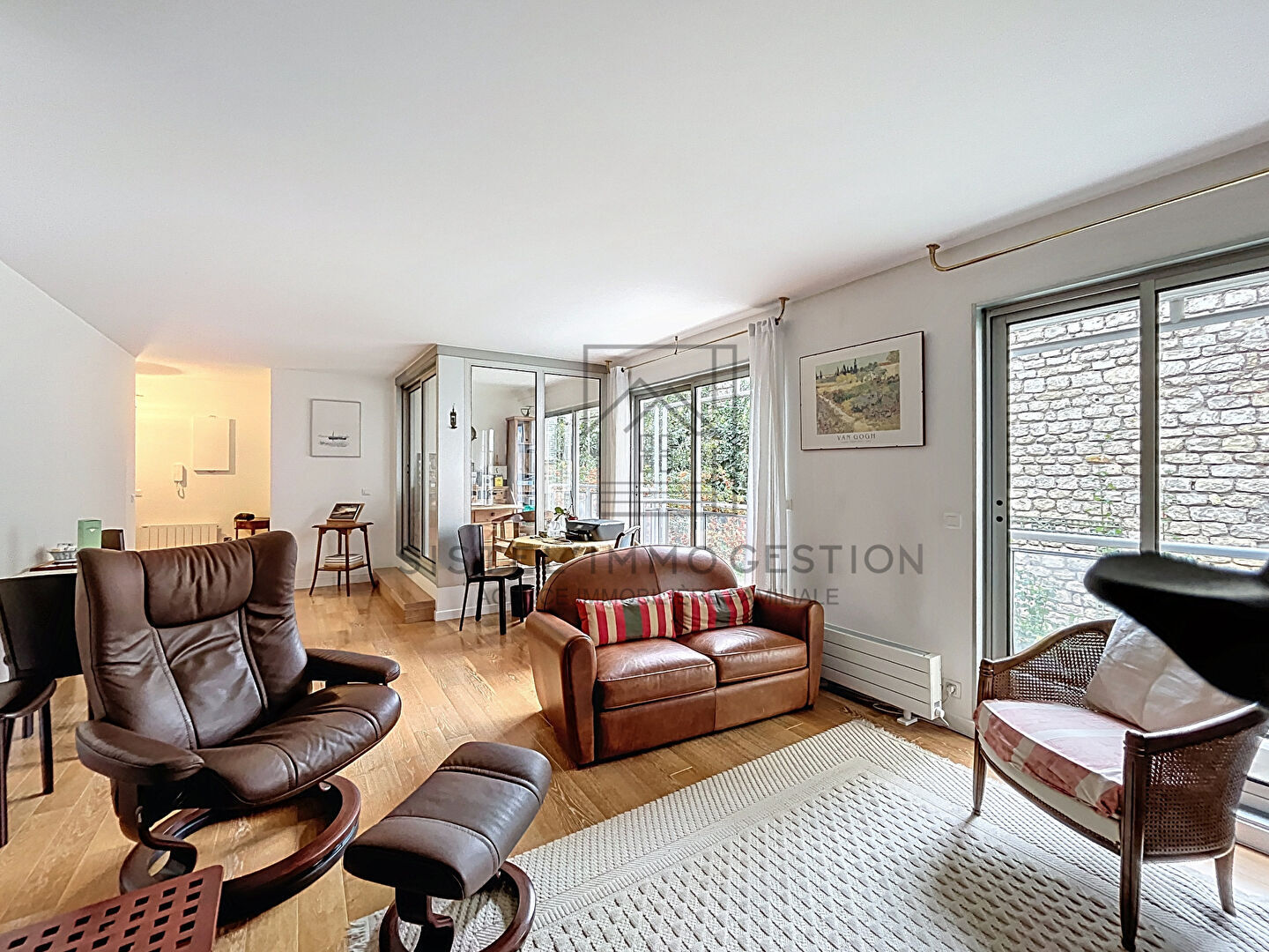 Photo Paris 17 - Appartement  2  pièces avec loggia Rue Descombes image 1/6