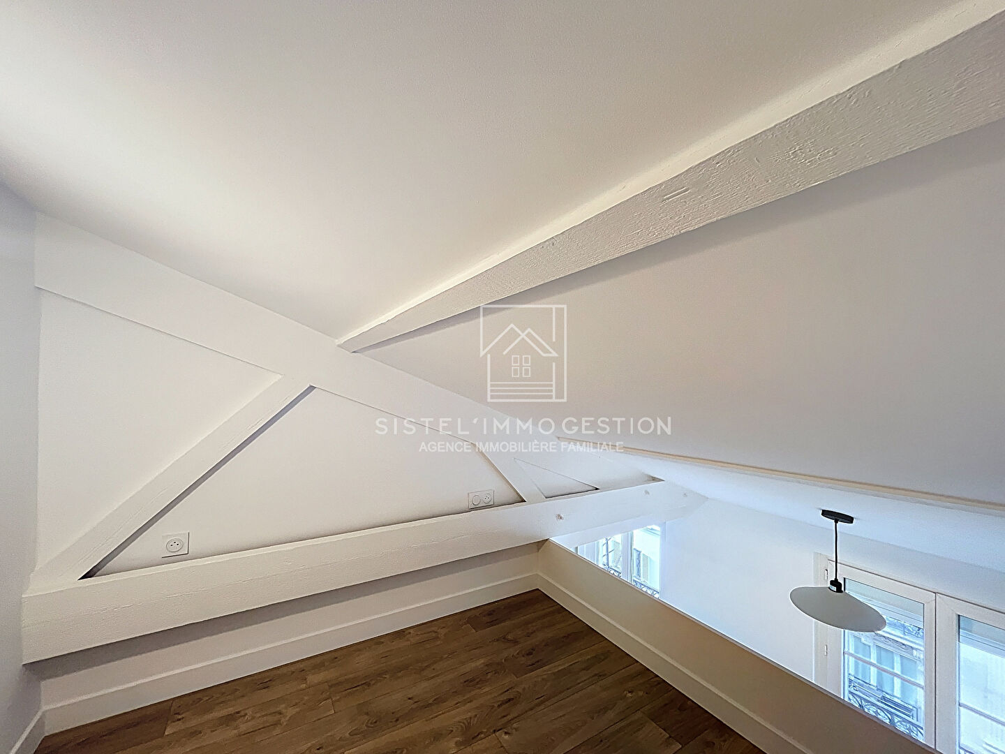 Photo Paris 18e - Rue Labat - Studio à vendre image 5/6