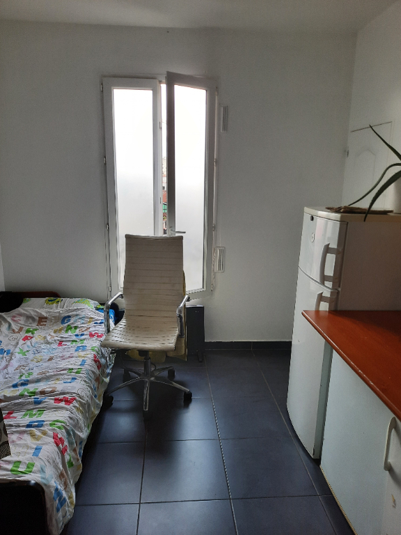 Photo Appartement  T3 AUBERVILLIERS image 3/5