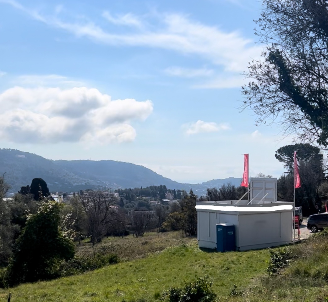 Photo T4 avec terrasse plein sud, vue colline/mer image 2/2