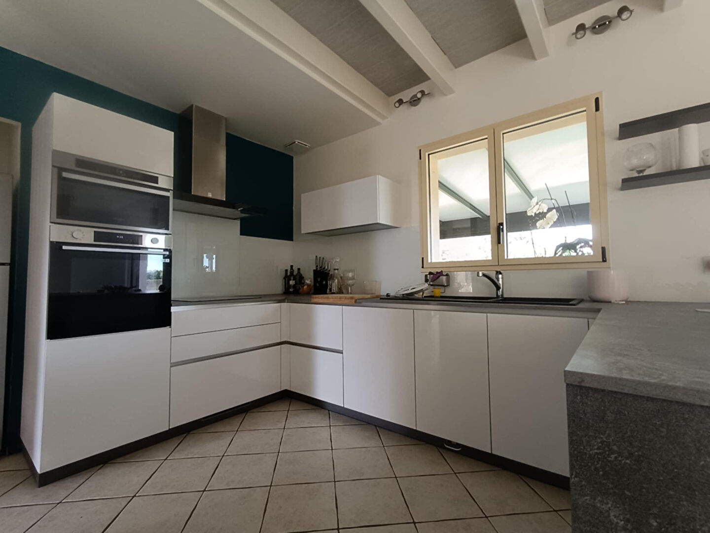 Photo Maison Germond Rouvre 8 pièce(s) 183 m2 image 4/6