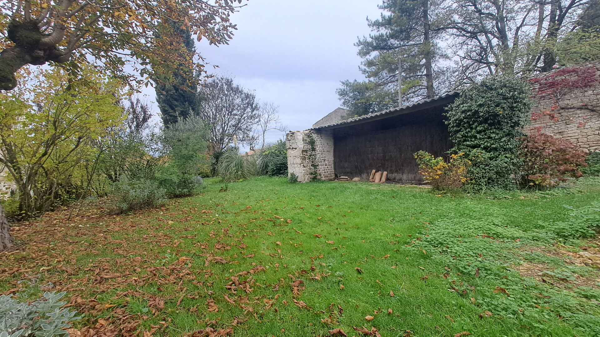 Photo Maison Ancienne 3 chambres  terrain 440m²  79160 Ardin image 2/6