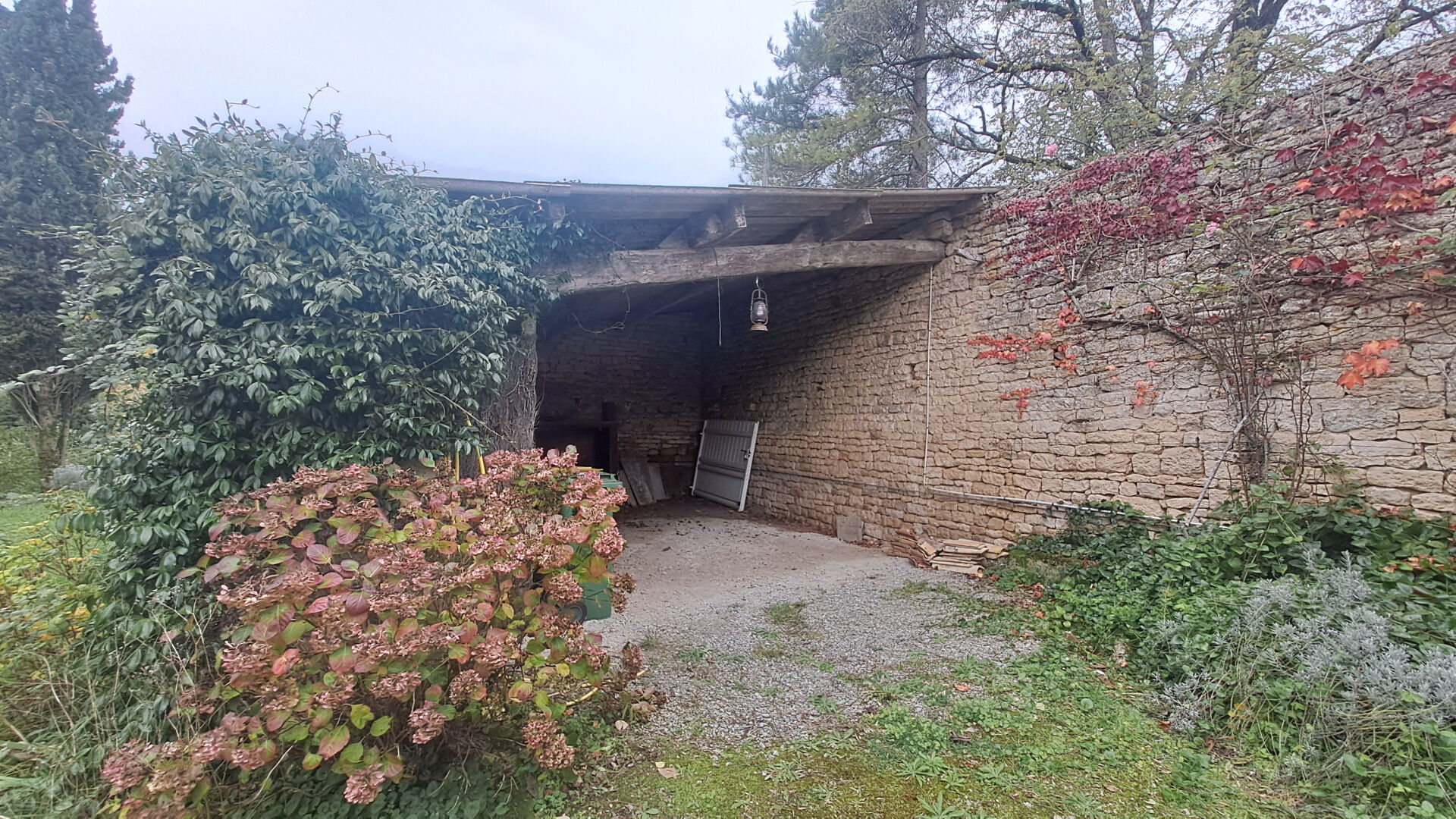 Photo Maison Ancienne 3 chambres  terrain 440m²  79160 Ardin image 3/6