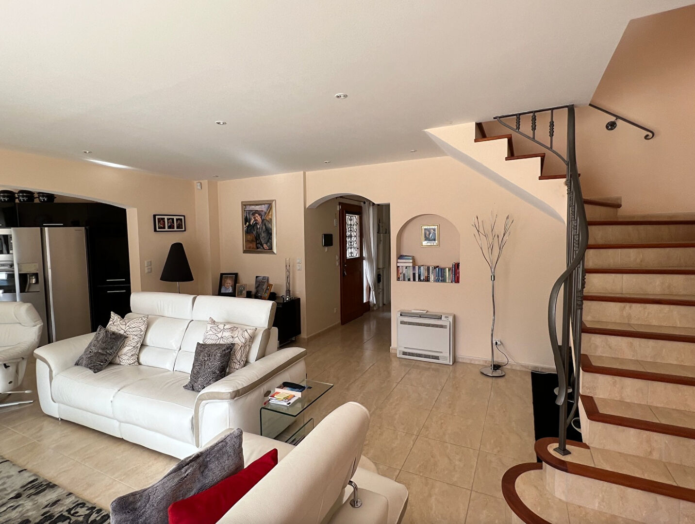 Photo Maison Gareoult 6 pièces 150 m2 sur 1650m² de terrain, avec piscine, garages, pool house et sous sol image 5/6