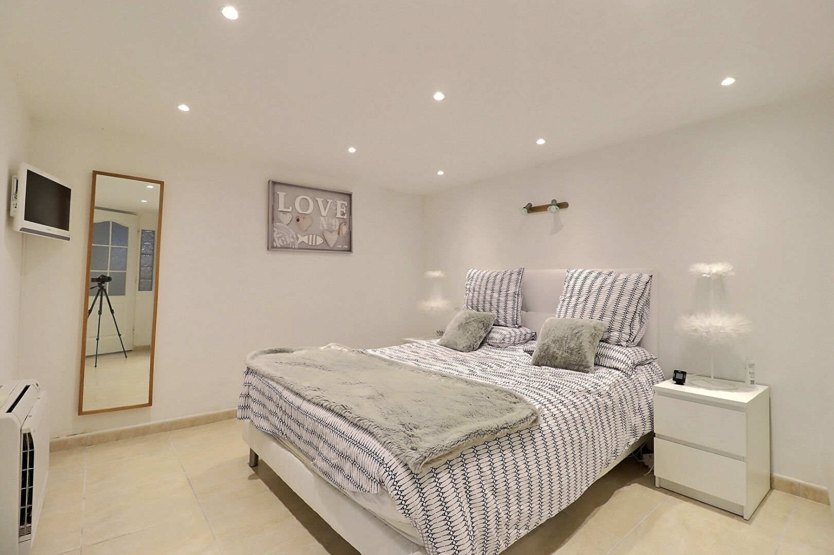 Photo Maison Gareoult 6 pièces 150 m2 sur 1650m² de terrain, avec piscine, garages, pool house et sous sol image 6/6