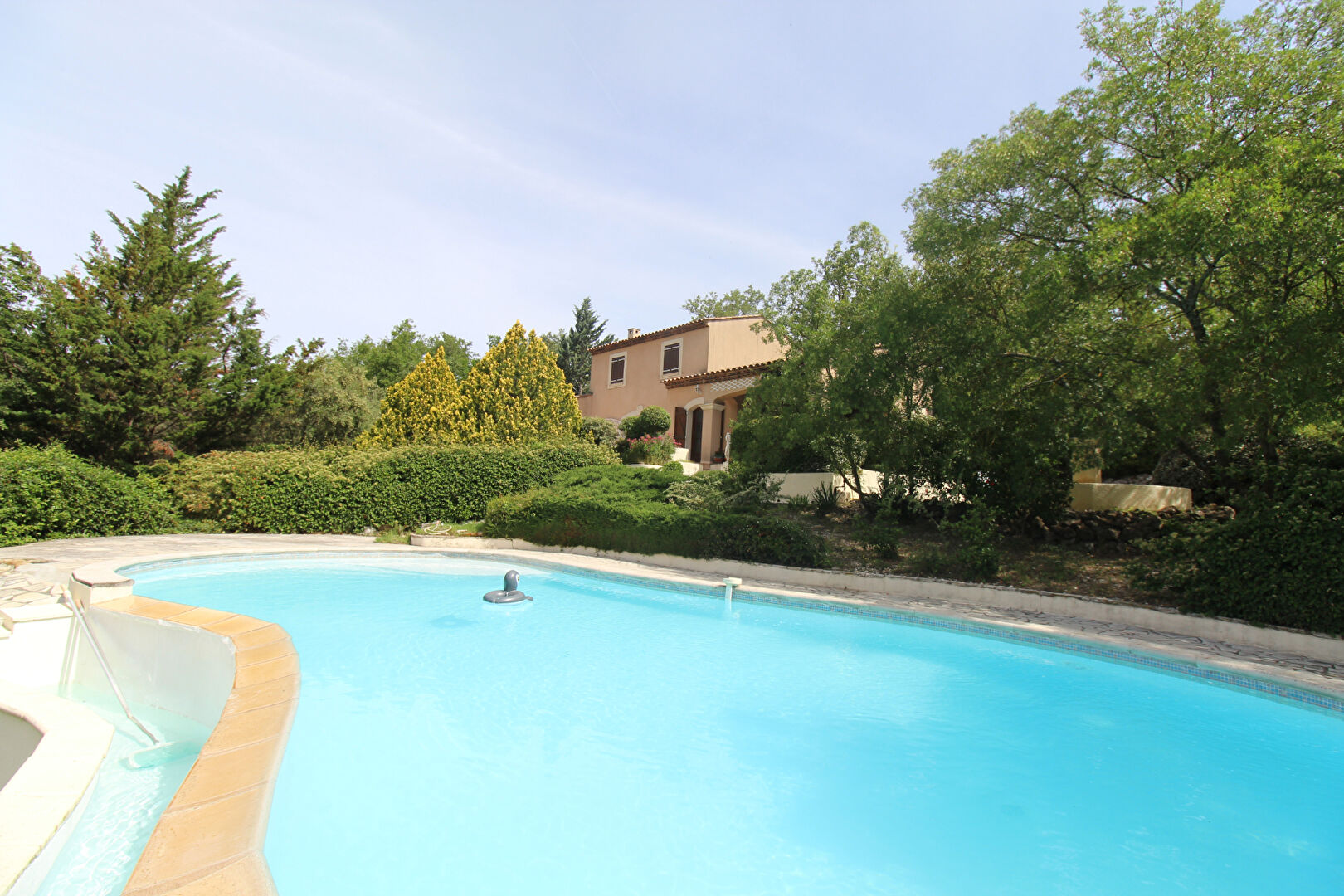 Photo Maison La Roquebrussanne 6 pièce(s) 175 m2 image 3/6