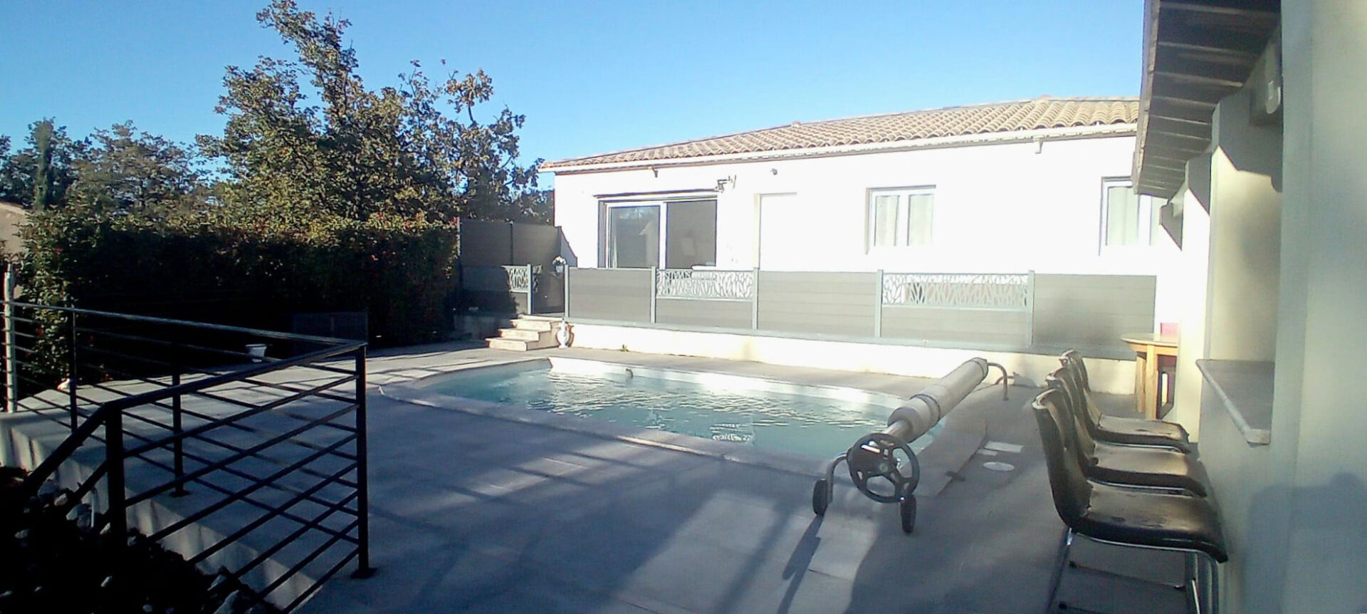 Maison Rocbaron 4 pièces 99m2 et studio indépendant de 16 m²