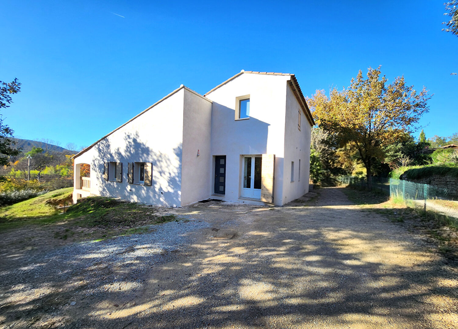 Photo Maison Salernes 4 pièce(s) 155 m2 image 3/6