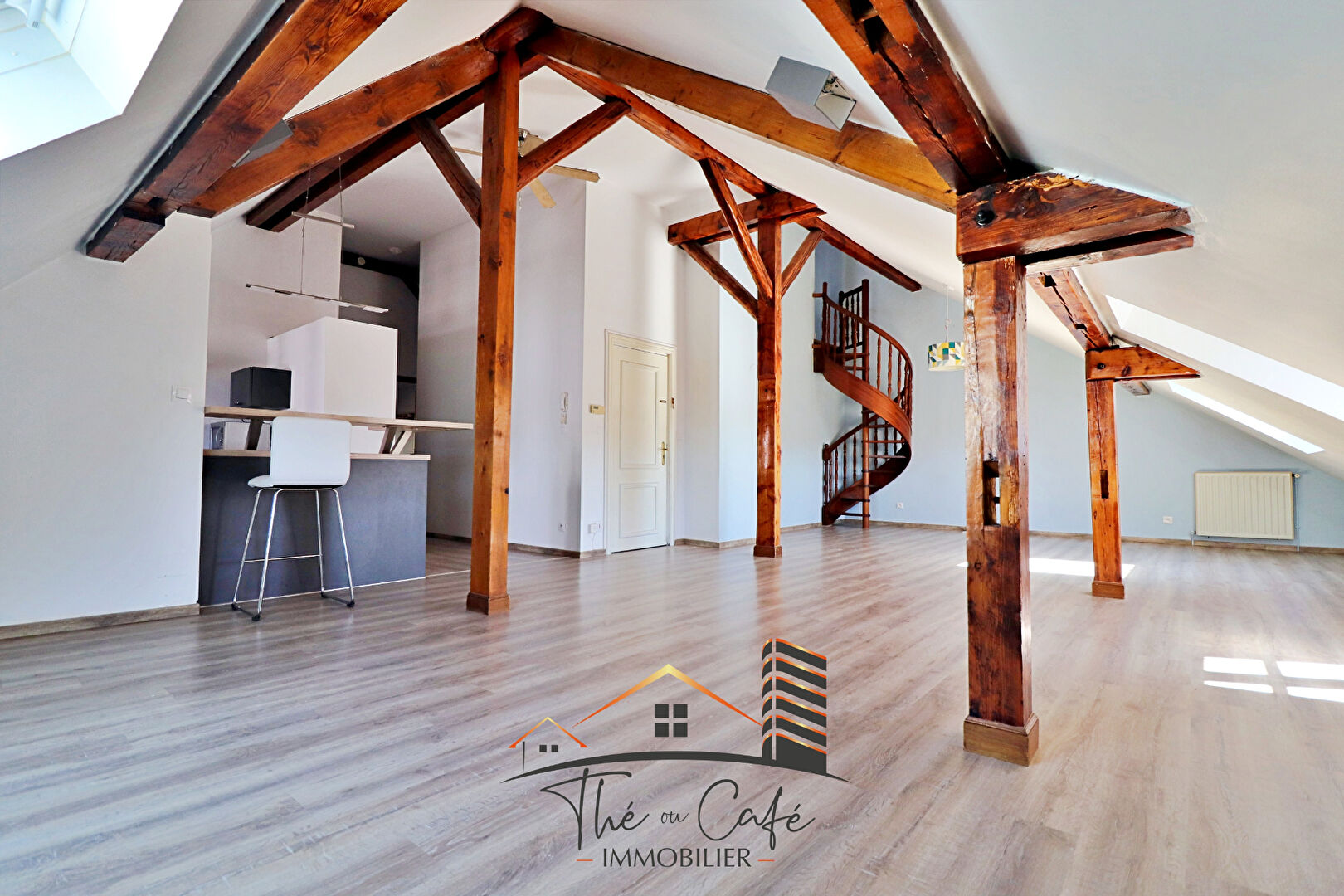 Photo YUTZ CENTRE : TRES BEAU DUPLEX STYLE LOFT F5 image 3/6