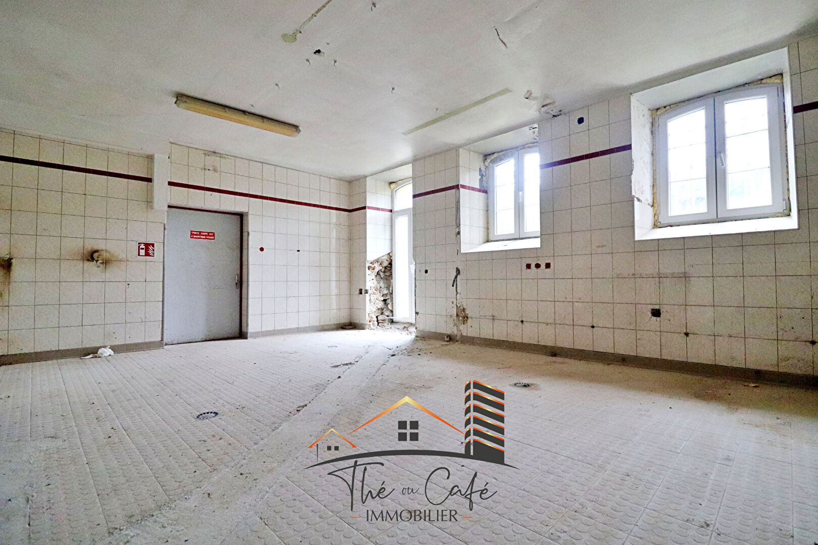 LESSY : AU COEUR DU VILLAGE APPARTEMENT F2 A AMENAGER