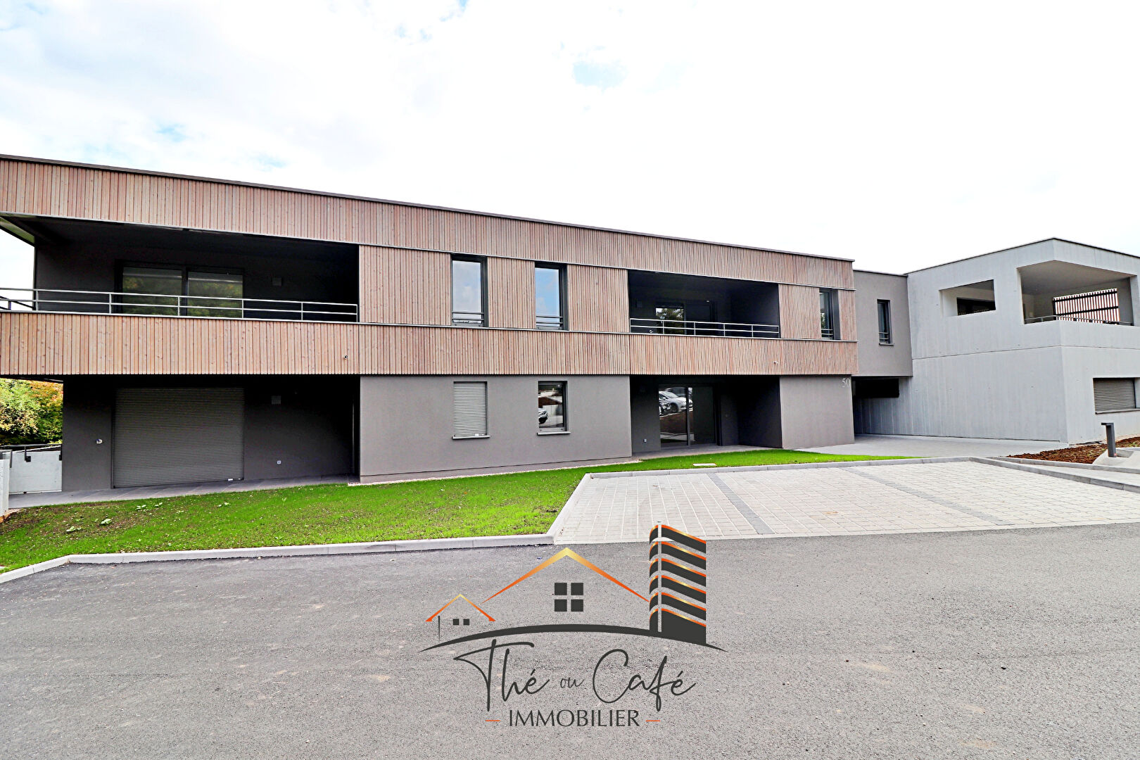 Photo THIONVILLE GUENTRANGE : VASTE F3 AVEC TERRASSE image 2/6