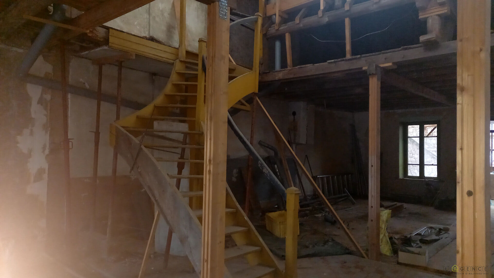 Photo APPARTEMENT EN DUPLEX A RÉNOVER image 4/6