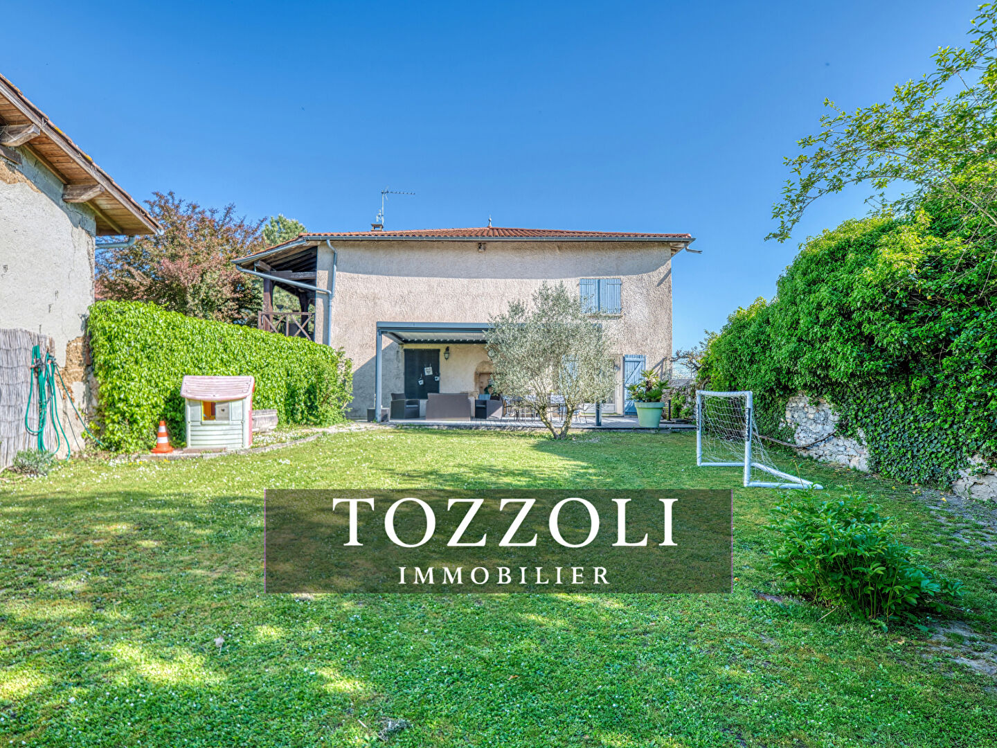 Maison Saint Quentin Fallavier 6 pièce(s) 271 m2