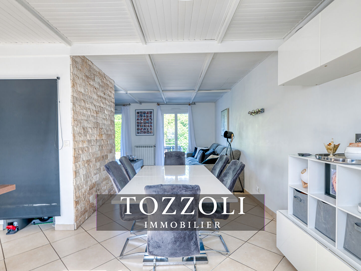 Photo Maison Saint Laurent De Mure 8 pièce(s) 180 m2 image 6/6