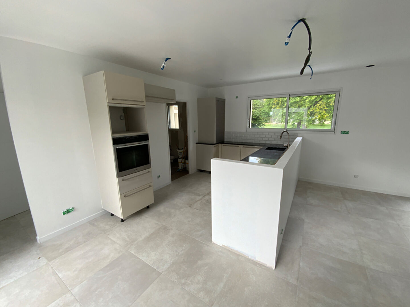 Photo Maison Loigné Sur Mayenne- La Roche Neuville 6 pièce(s) 141 m2 image 5/6