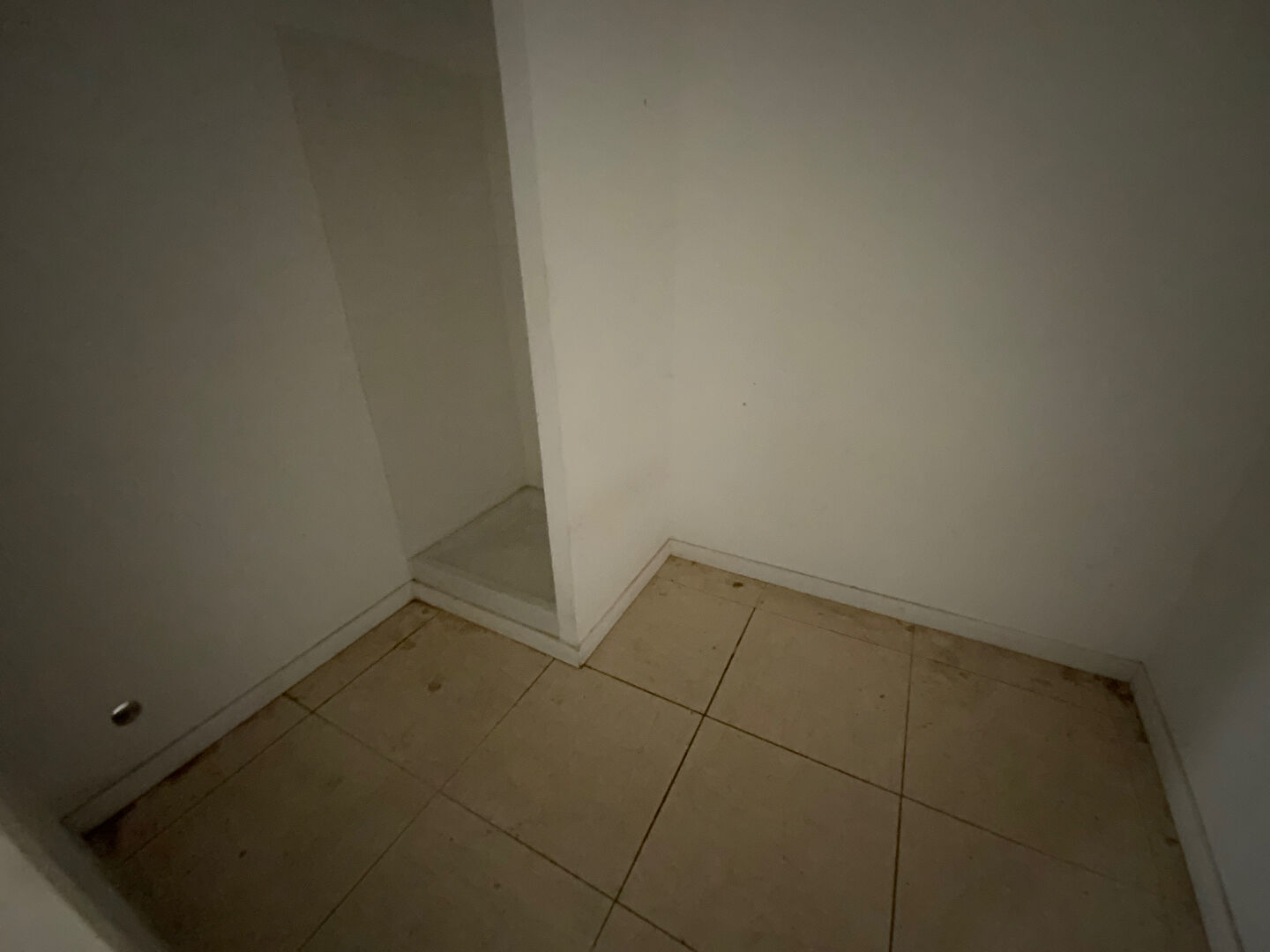 Photo Entrepôt / local industriel Chateau Gontier Sur Mayenne 661 m2 image 4/6