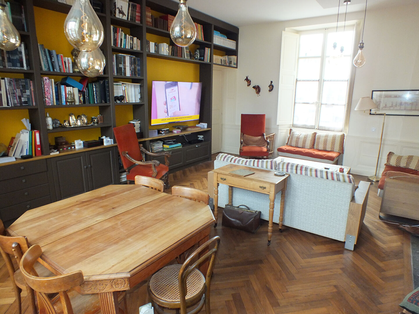 Photo MAGNIFIQUE PROPRIÉTÉ 9 pièce(s) 343,5 m2 CENTRE VILLE- SAINT RÉMY image 4/6