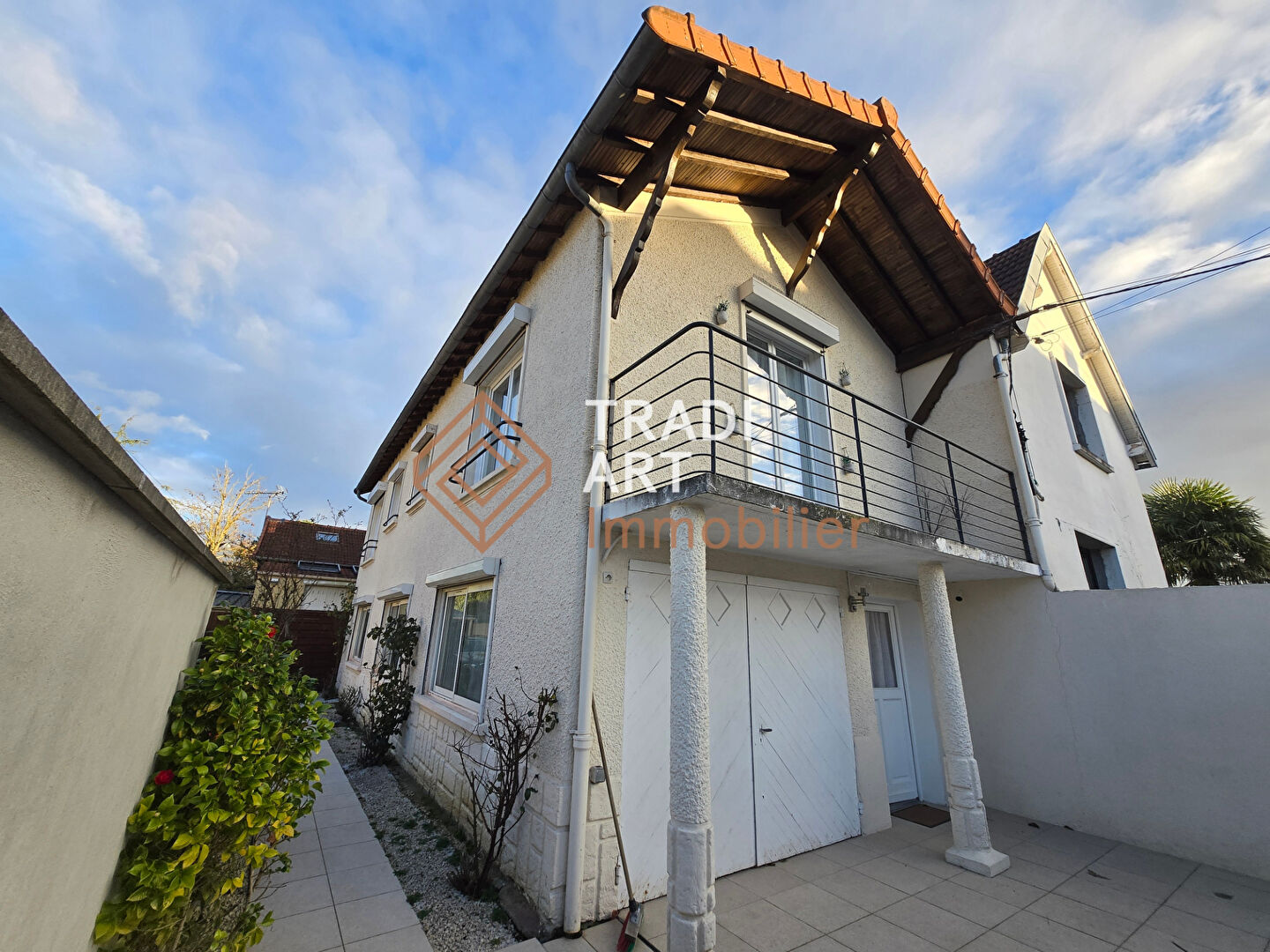 MAISON FAMILIALE 4 CHAMBRES A VENDRE - SAINTE GENEVIÈVE DES BOIS