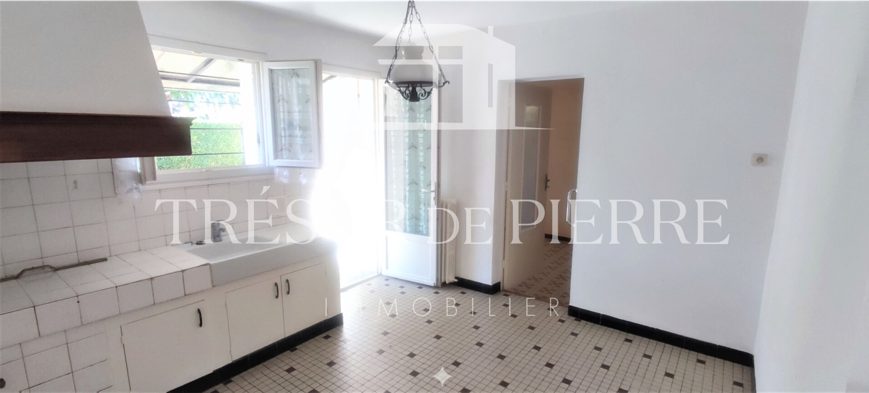 Photo À VENDRE à MONT DE MARSAN : PAVILLON T7 LUMINEUX de 100 m² AU CALME image 4/6