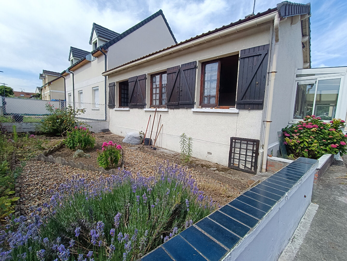 Agence immobilière de VAL DE GALLY IMMOBILIER Fontenay le fleury - VAL DE GALLY IMMOBILIER