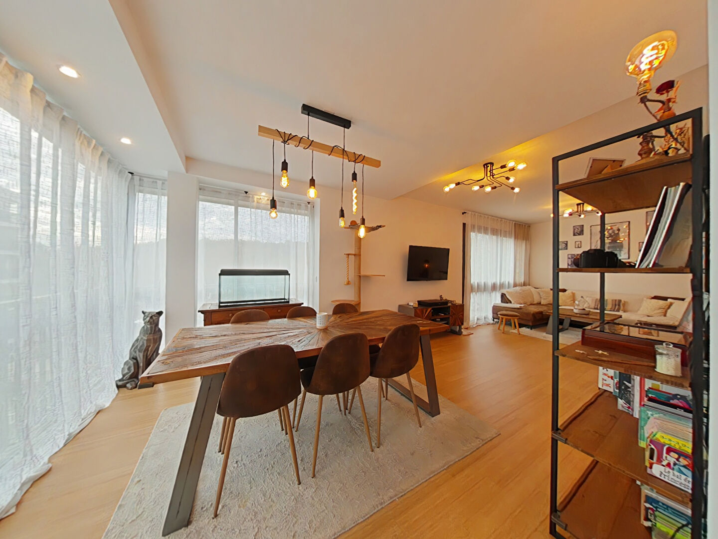 Agence immobilière de VAL DE GALLY IMMOBILIER Fontenay le fleury - VAL DE GALLY IMMOBILIER