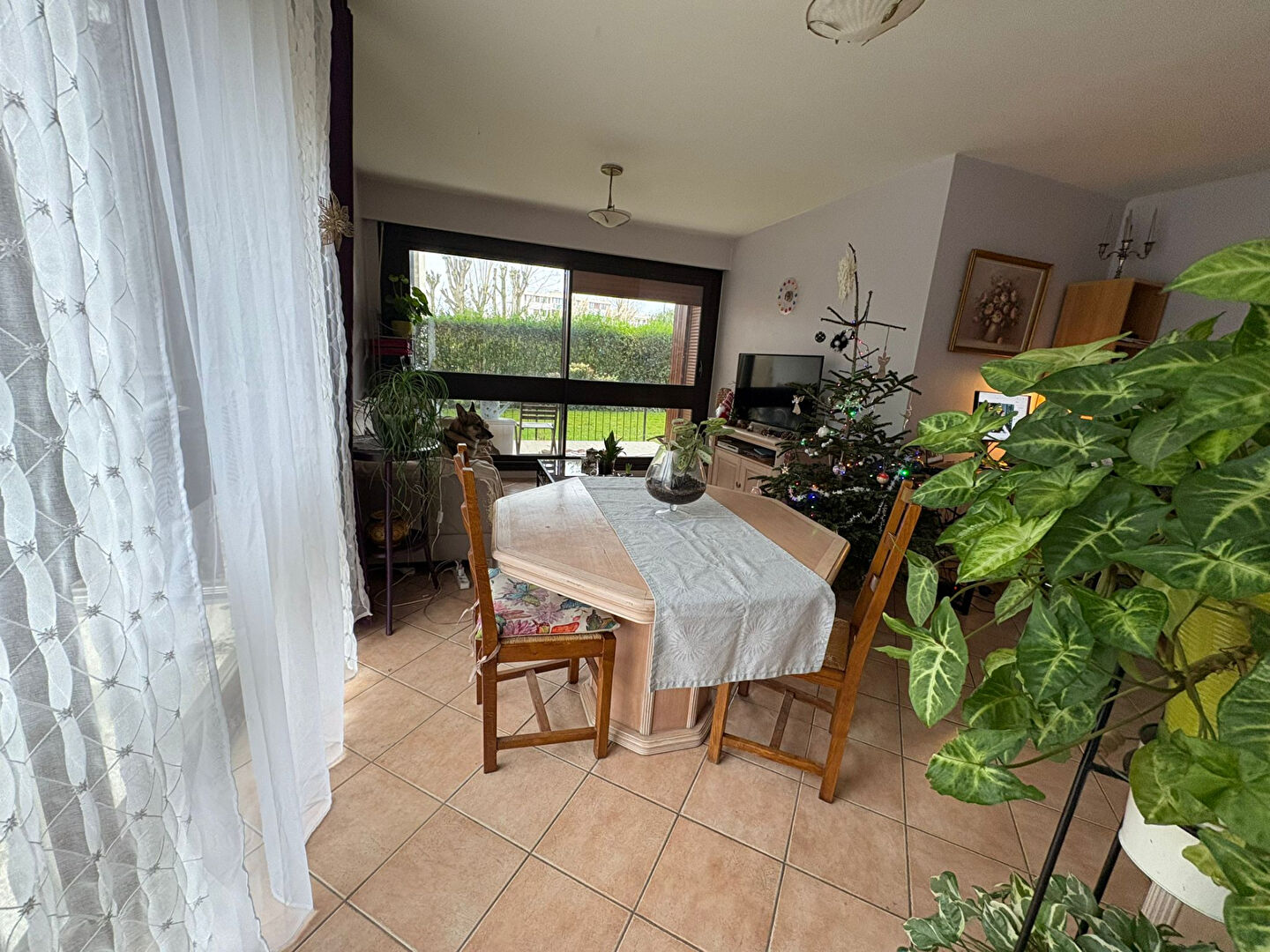 Agence immobilière de VAL DE GALLY IMMOBILIER Fontenay le fleury - VAL DE GALLY IMMOBILIER