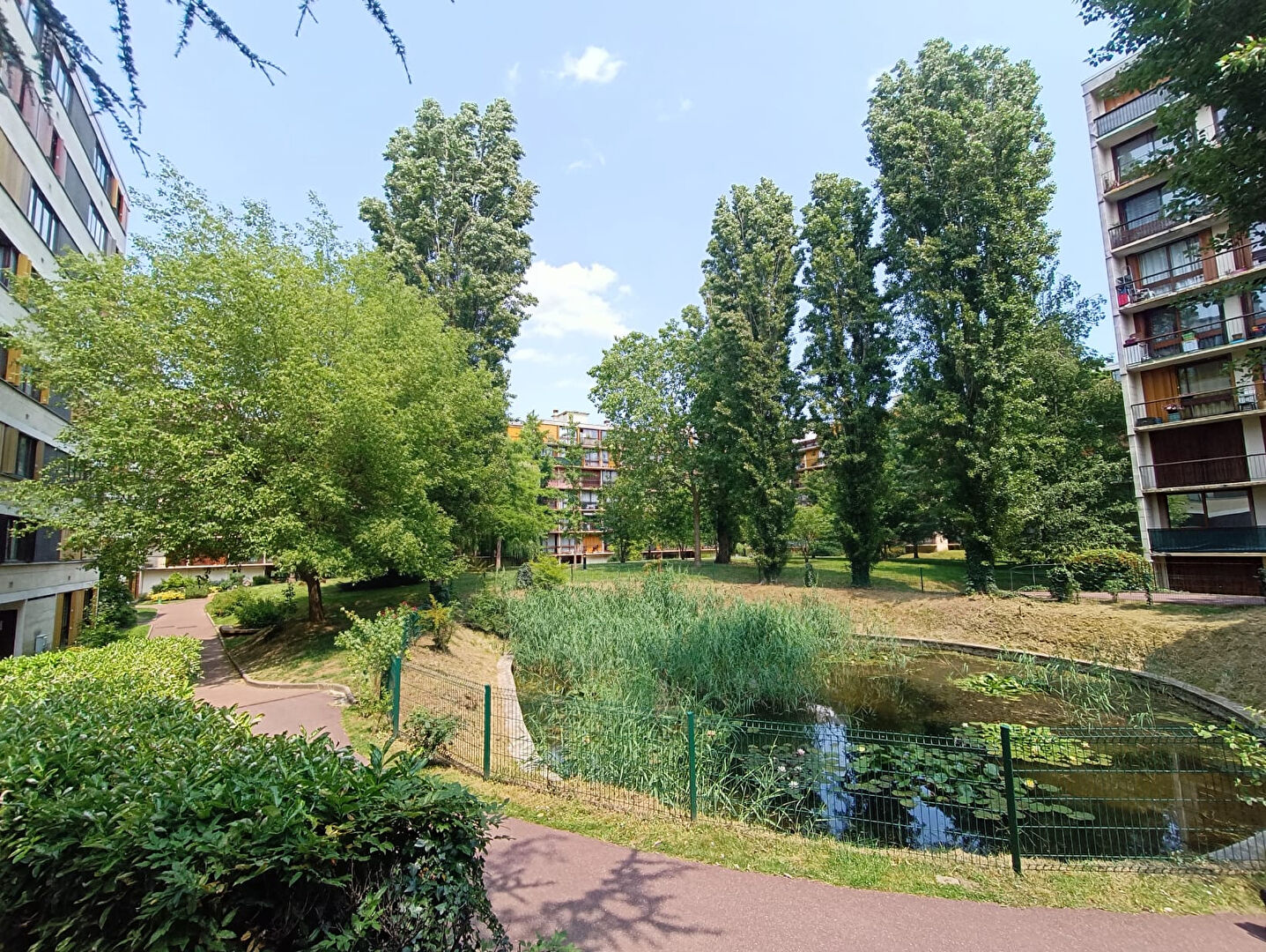 Agence immobilière de VAL DE GALLY IMMOBILIER Fontenay le fleury - VAL DE GALLY IMMOBILIER