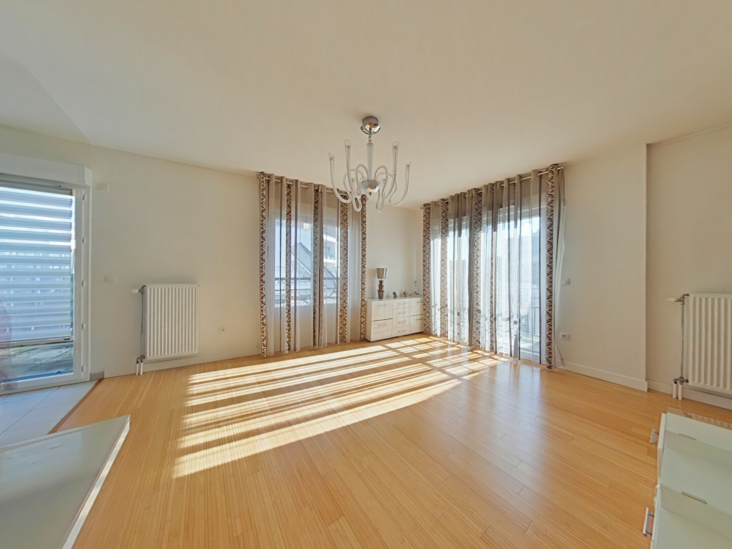 Agence immobilière de VAL DE GALLY IMMOBILIER Fontenay le fleury - VAL DE GALLY IMMOBILIER