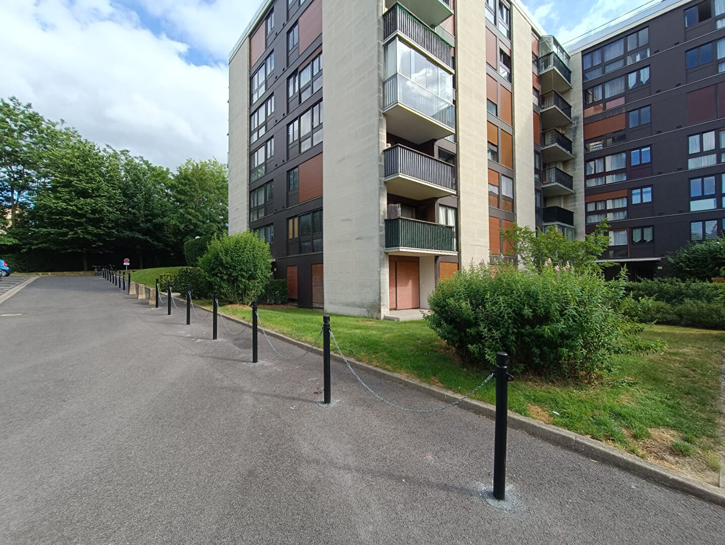 Agence immobilière de VAL DE GALLY IMMOBILIER Fontenay le fleury - VAL DE GALLY IMMOBILIER