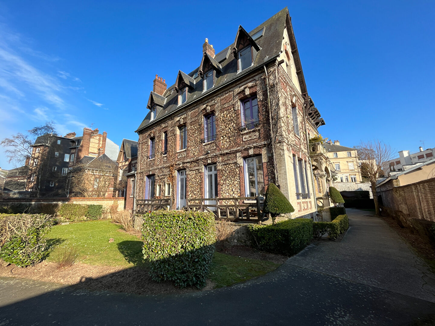 Agence immobilière de VAL DE SEINE TRANSACTIONS ROUEN
