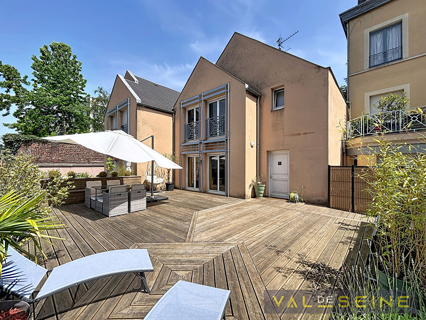 Agence immobilière de VAL DE SEINE TRANSACTIONS ROUEN