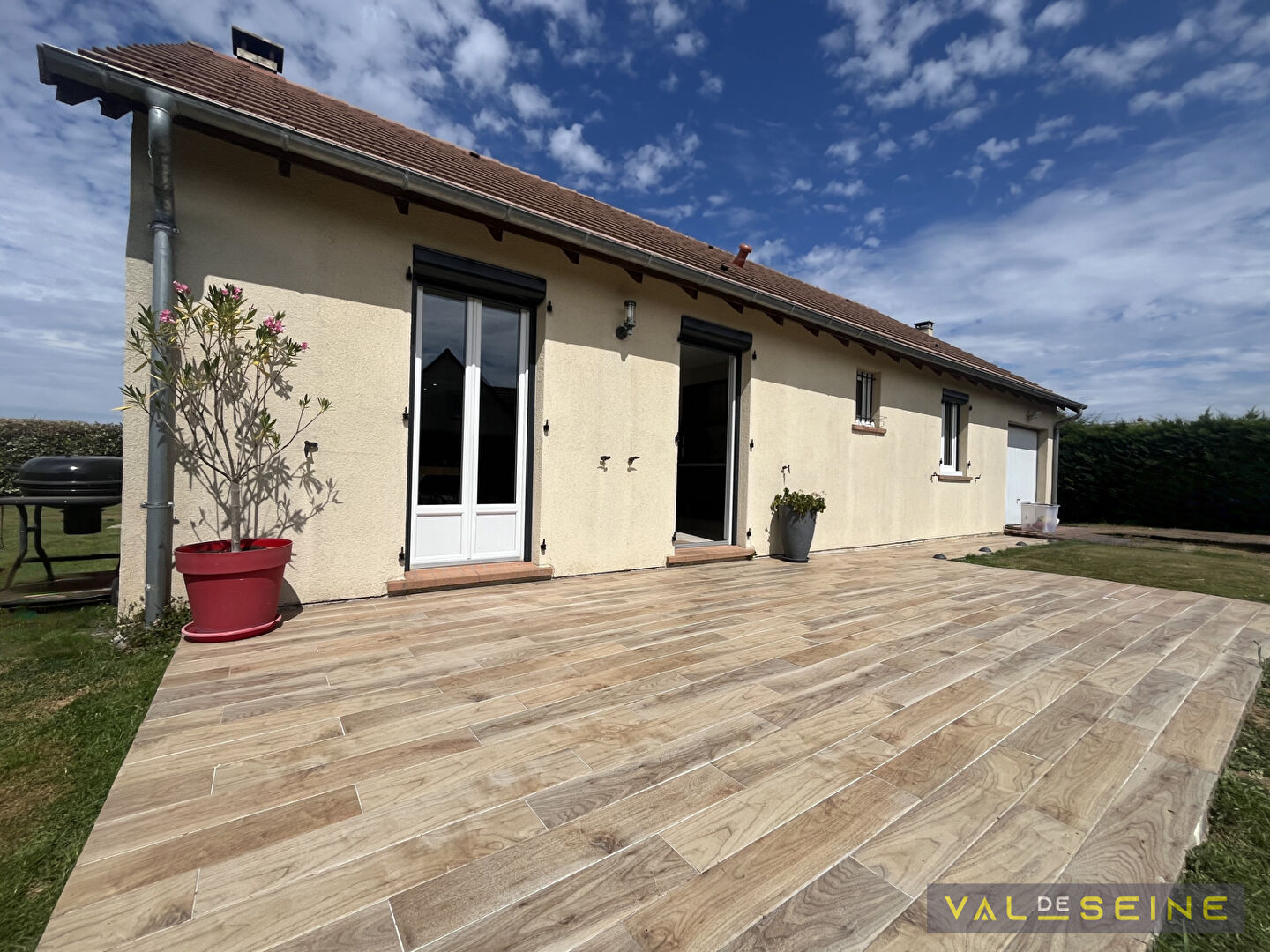 Agence immobilière de VAL DE SEINE TRANSACTIONS QUINCAMPOIX