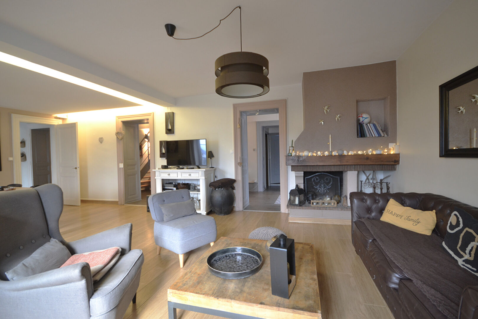 Agence immobilière de VALLAT IMMOBILIER ELEGANCE - VALLAT IMMOBILIER AIX LES BAINS