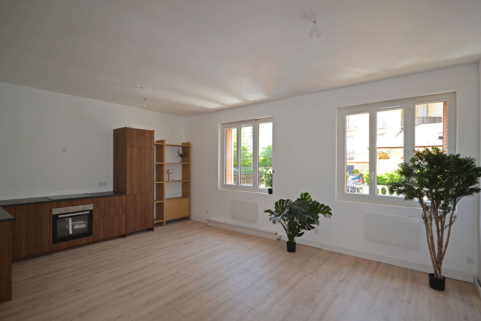Agence immobilière de VALLAT IMMOBILIER ELEGANCE - VALLAT IMMOBILIER AIX LES BAINS