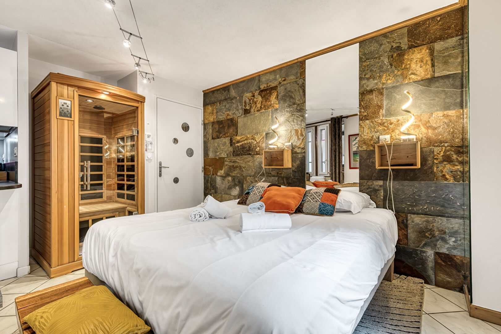 Photo EXCUSIVITE - ANNECY - Maison de ville image 5/6