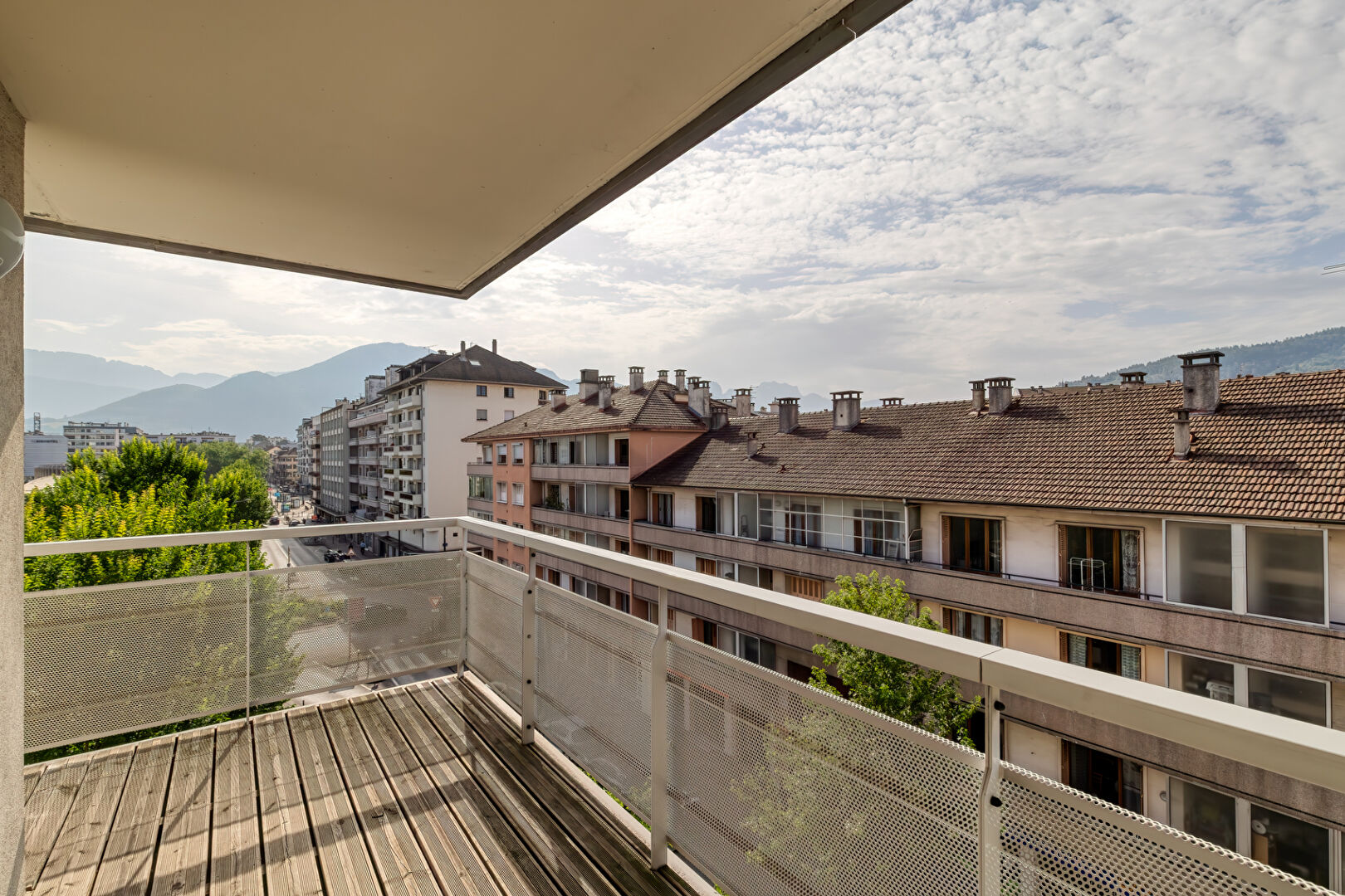Agence immobilière de VALLAT IMMOBILIER ELEGANCE - VALLAT IMMOBILIER ANNECY