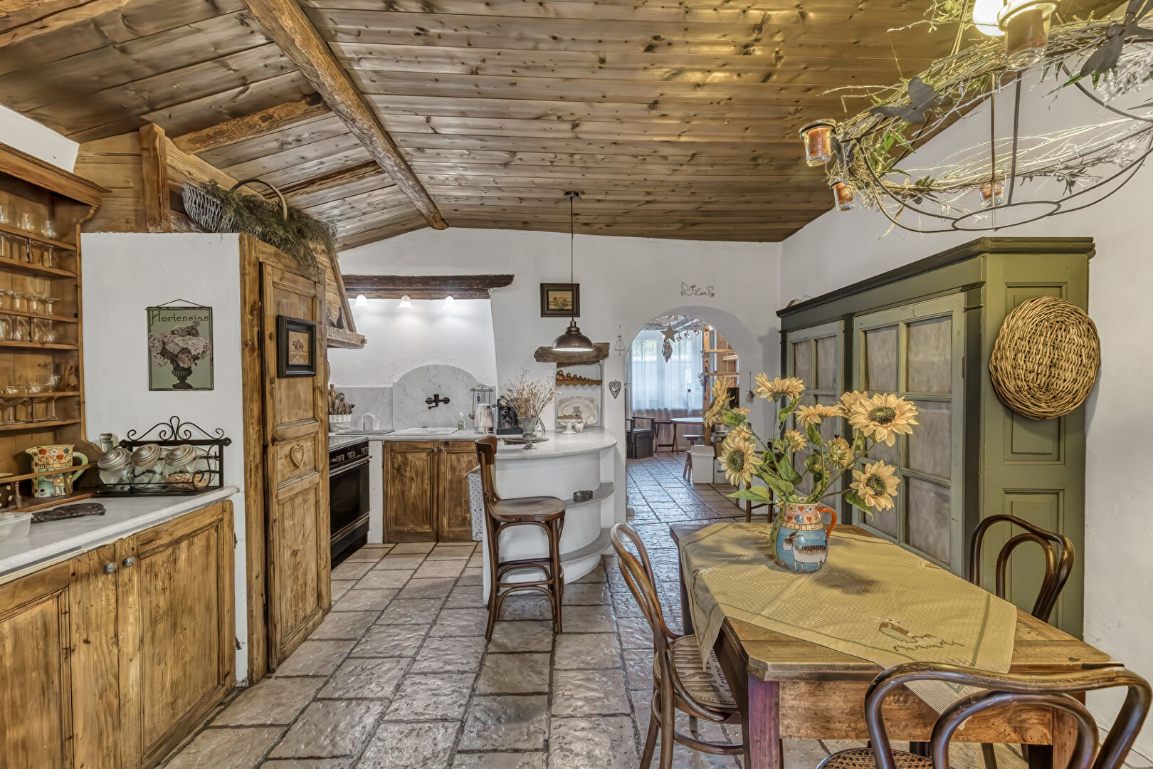 Agence immobilière de VALLAT IMMOBILIER ELEGANCE - VALLAT IMMOBILIER ANNECY