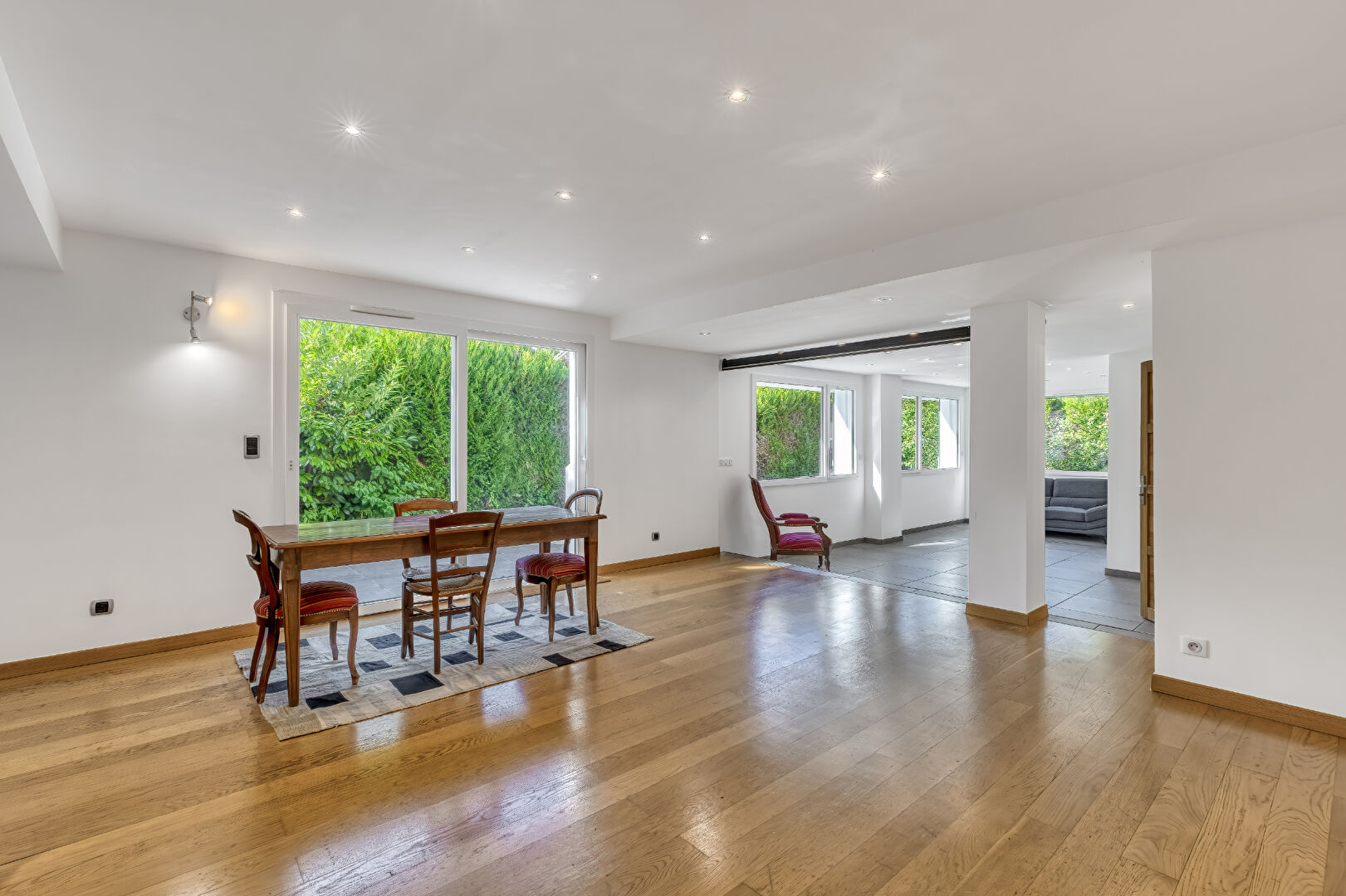 Photo EXCLUSIVITE - ANNECY LE VIEUX (Albigny / Petit Port) Villa composée de 3 appartements image 5/6