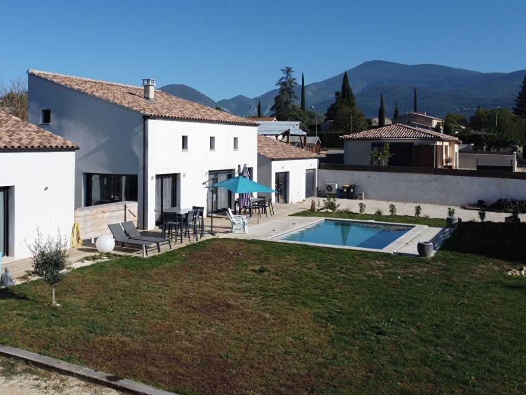 Agence immobilière de VENTOUX IMMOBILIER Malaucene - VENTOUX IMMOBILIER