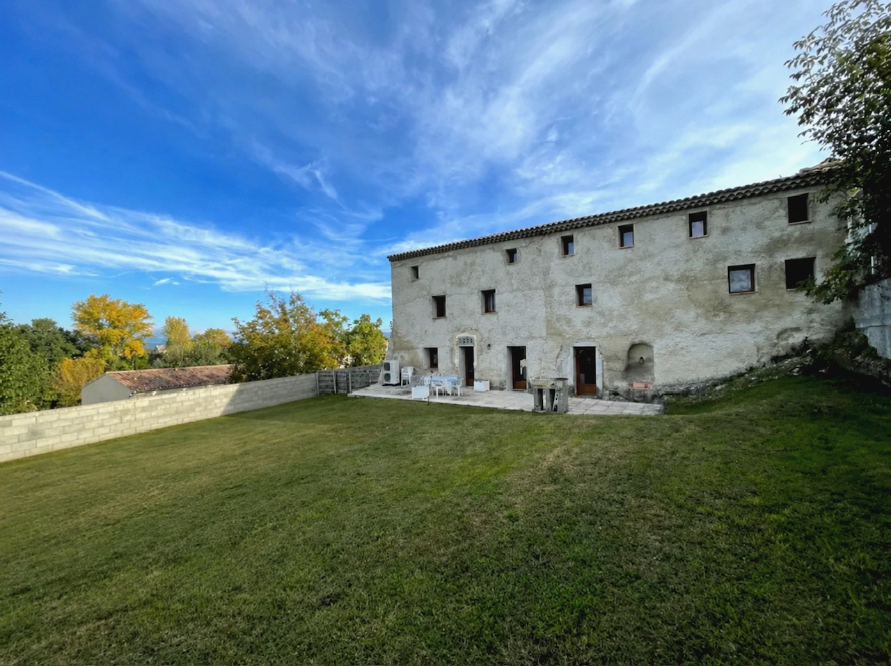 Agence immobilière de VENTOUX IMMOBILIER Malaucene - VENTOUX IMMOBILIER