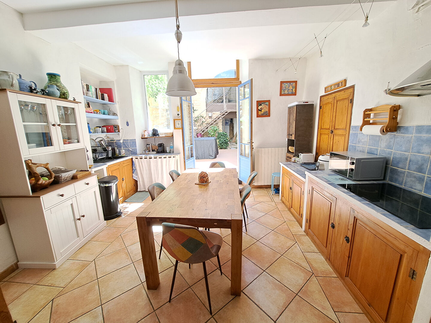 Photo Charmante maison de village avec cour intérieure image 5/6