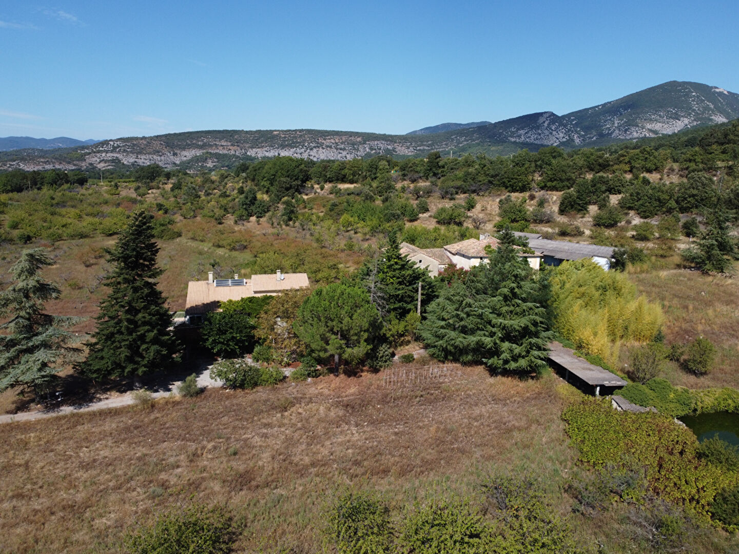 Photo Ferme agricole sur 25 hectares image 1/6