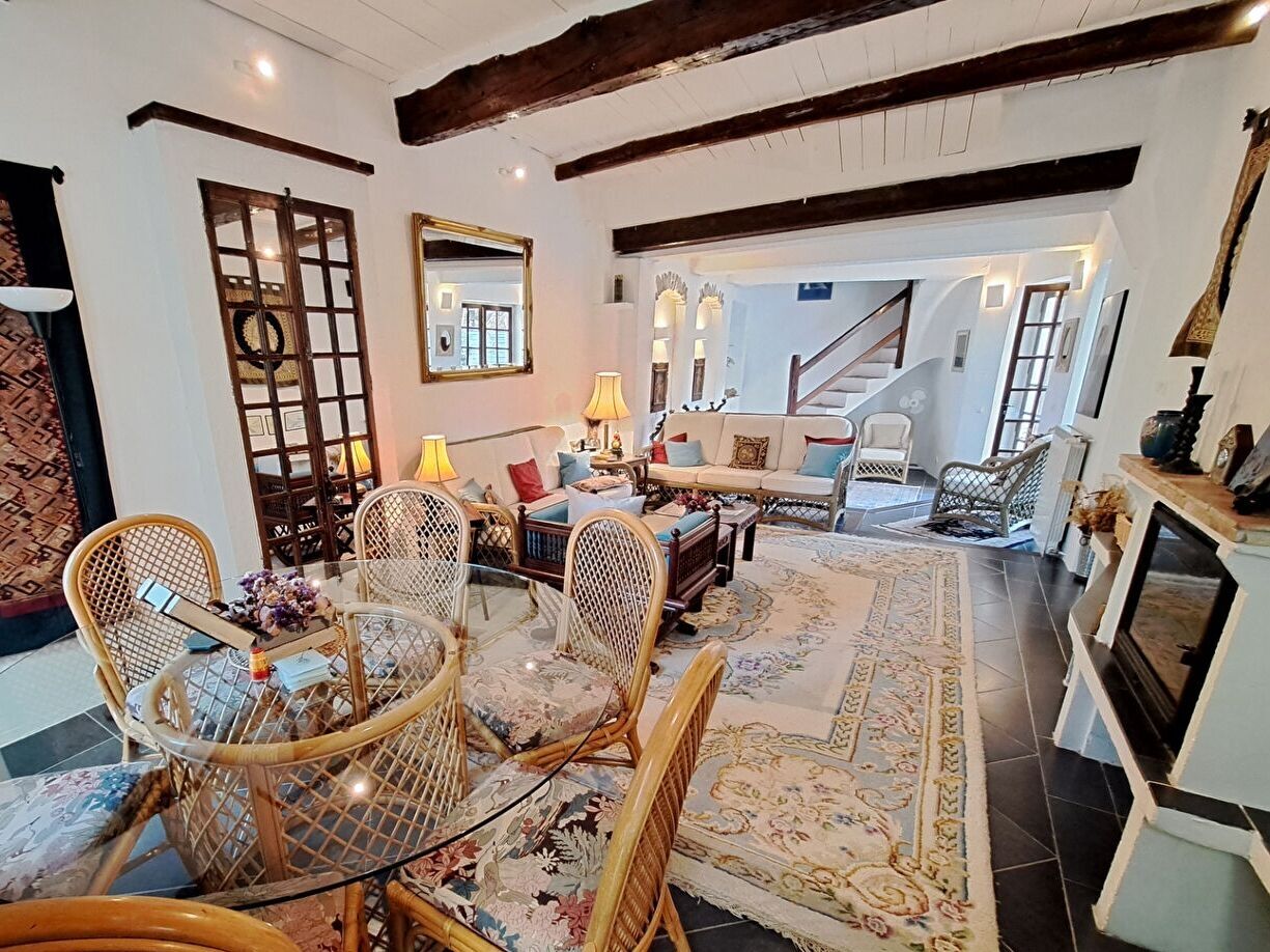 Agence immobilière de VENTOUX IMMOBILIER Malaucene - VENTOUX IMMOBILIER