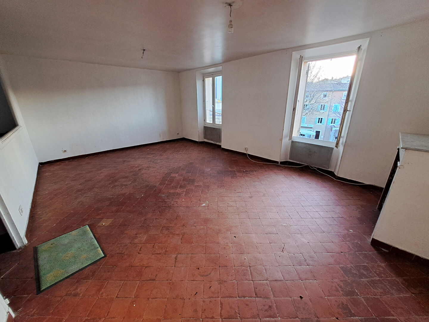 Photo Immeuble de rapport au pied du Ventoux image 5/6