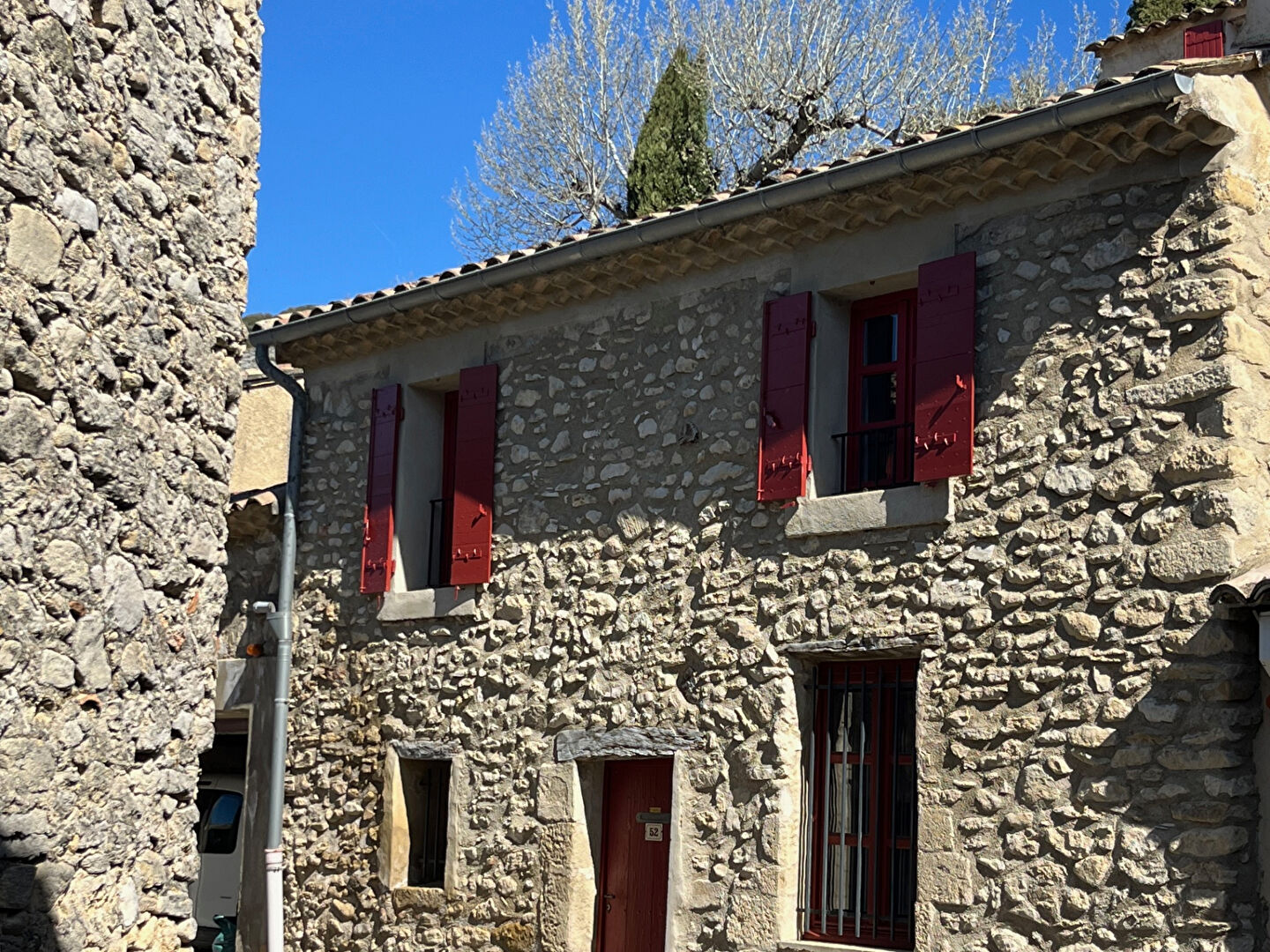 Agence immobilière de VENTOUX IMMOBILIER Malaucene - VENTOUX IMMOBILIER