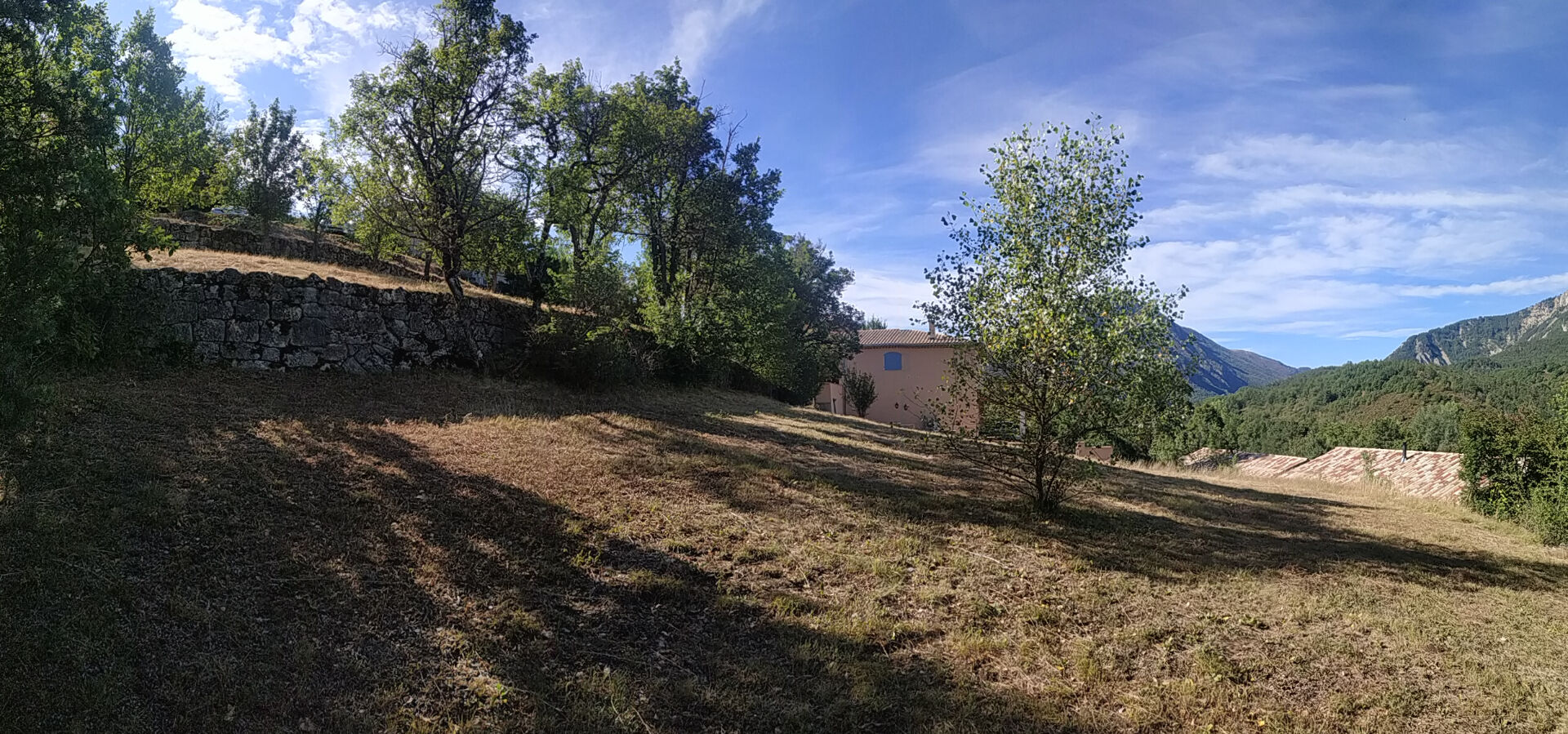 Photo TERRAIN A BATIR CASTELLANE env. 2126 m2 image 3/6